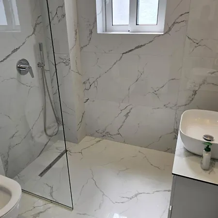 Appartement Lorik *
